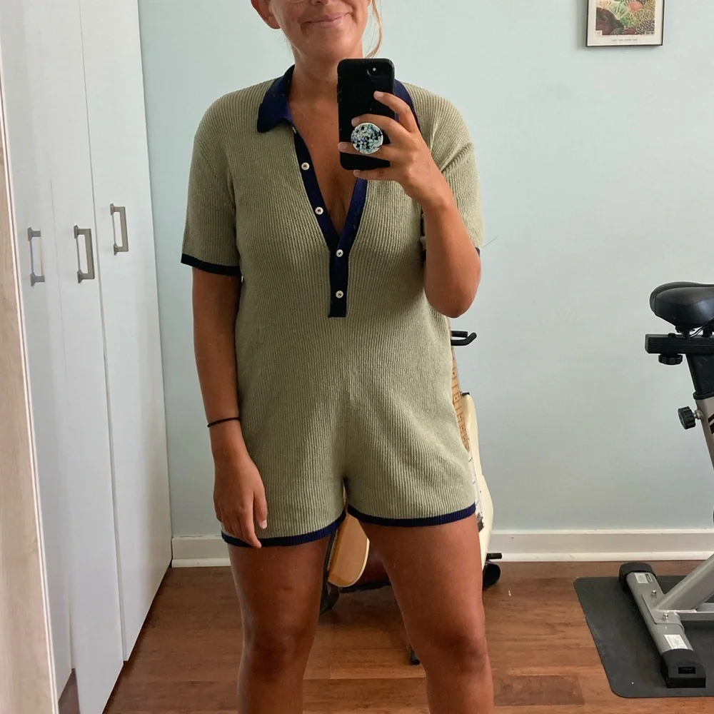 Anthropologie polo knit romper play suit - Picture 4 of 9